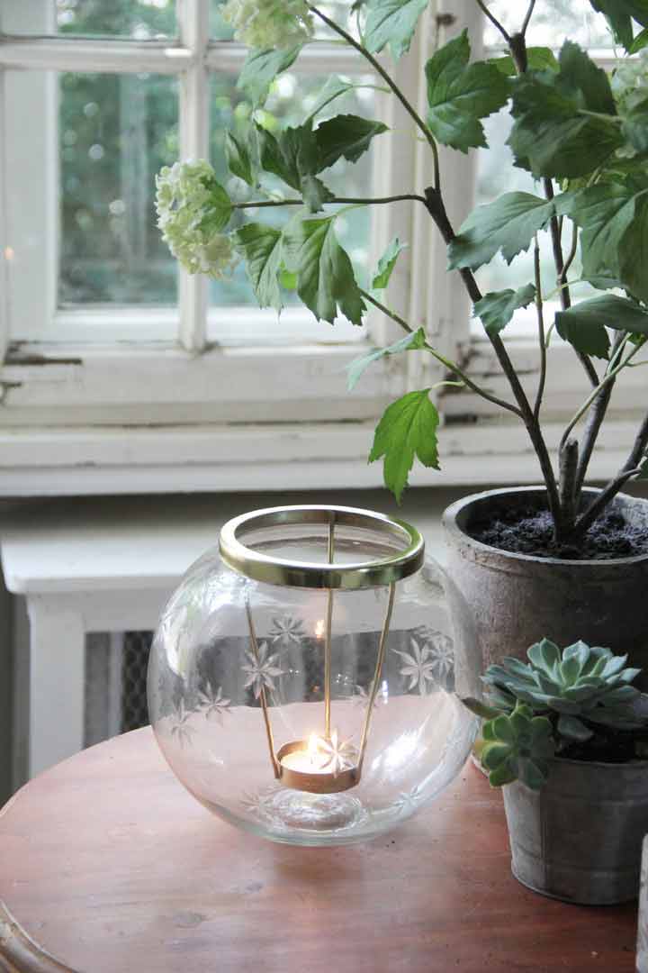 VL Home - Glaskugel mit Goldaufsatz für Teelicht Ø 20 cm