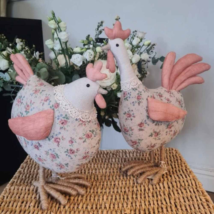 La Galleria - Huhn mit Blumenspitze kurze Beine pale pink