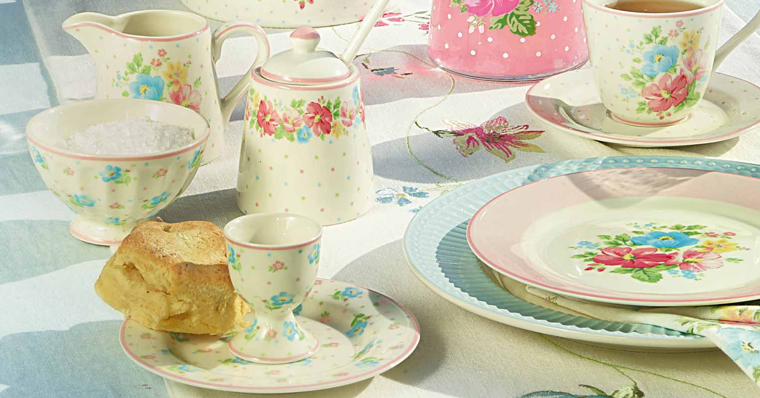 Frühjahr-Sommer Kollektion '24