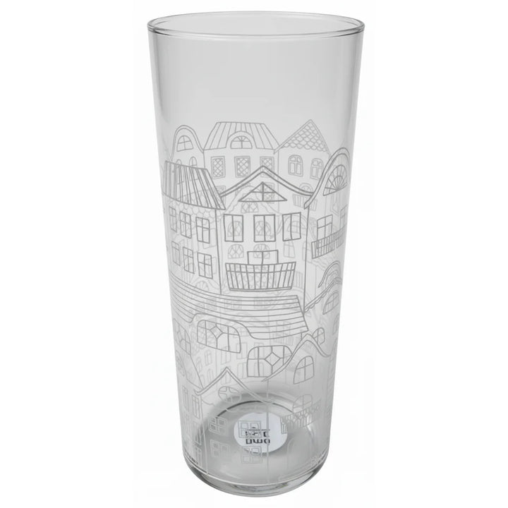 Der Alsaba Home Windlichter aus Glas mit Weihnachtsmotiv ist ein klarer Glasbecher mit einem geätzten Design von festlichen Häusern und Dächern.