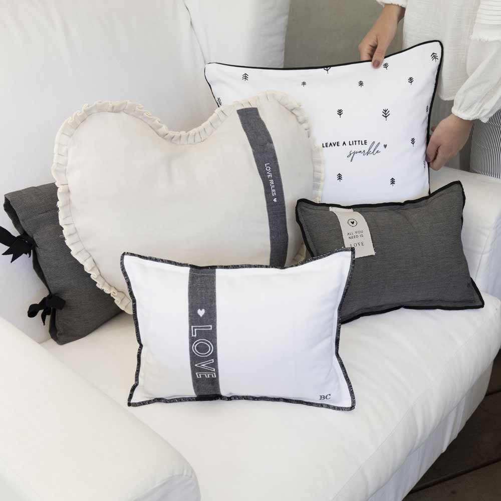 Bastion Collection Kissen Love 25 x 35 cm – Alsaba
