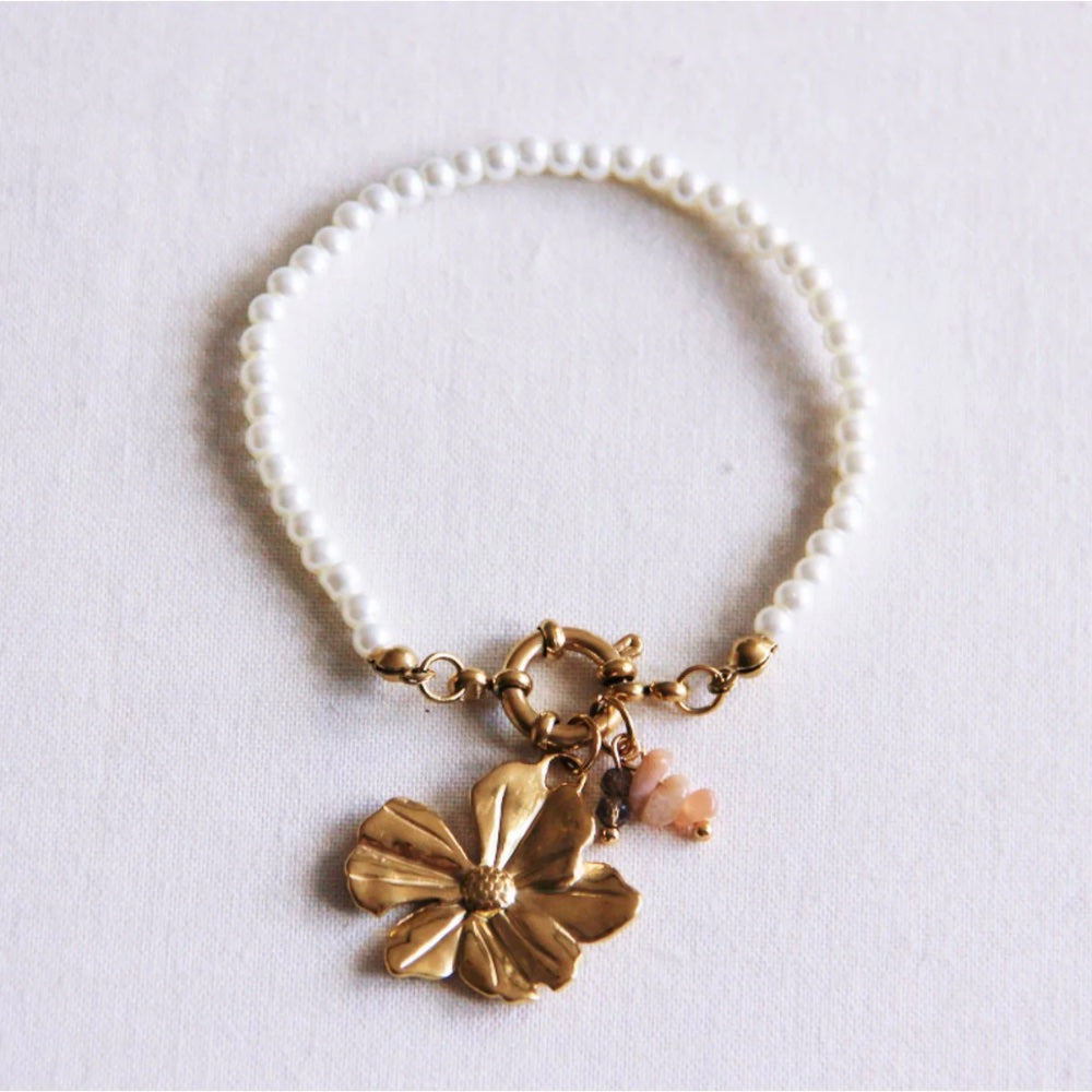 Bazou - Perlenarmband mit Blumenanhänger, Chips und Facette