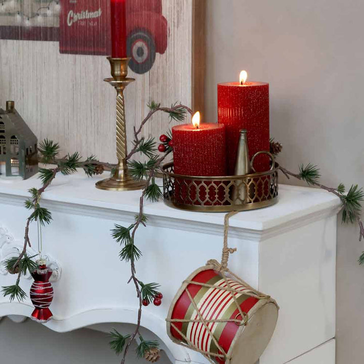Chic Antique Stumpenkerze – Rot, Glitzer, 40h Brenndauer – Alsaba