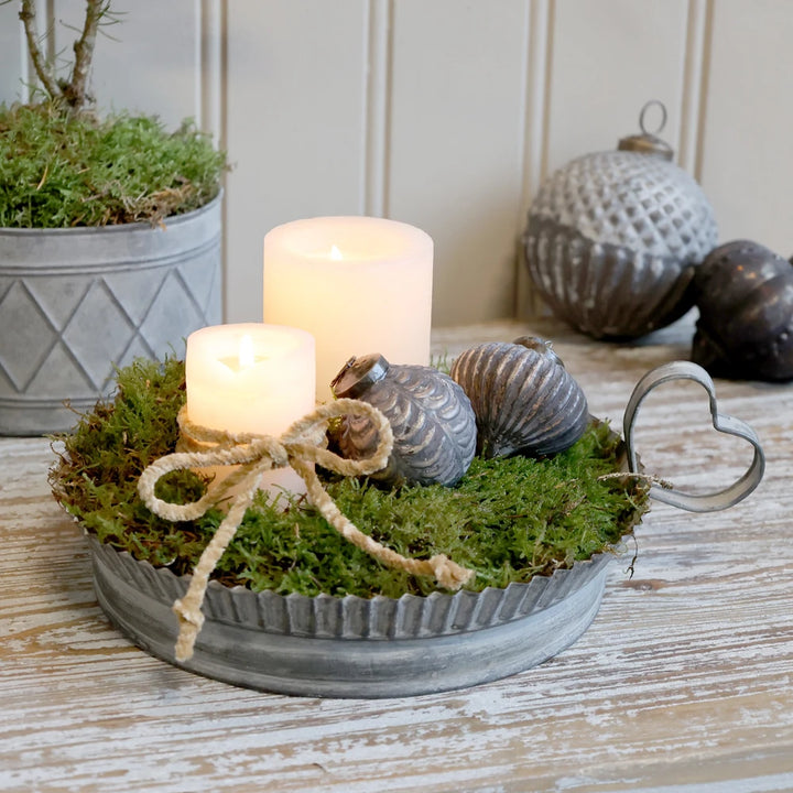 Chic Antique - Tablett mit herzförmigen Griff und gewelltem Rand antique zink Mega