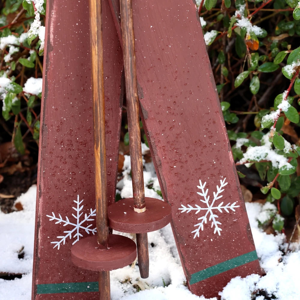 Chic Antique - Vintage Ski mit Stöcken für Deko antique cherry