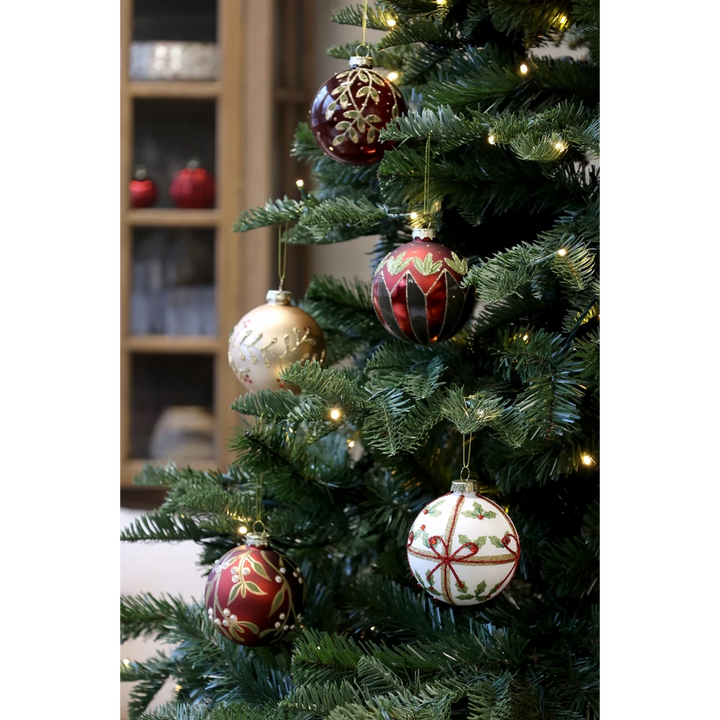 Chic Antique - Weihnachtskugel mit Blätter cherry