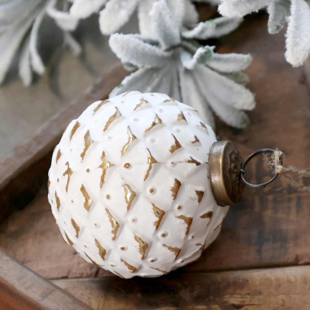 Weihnachtskugel gold Chic Antique 🎄 Edler Christbaumschmuck – Alsaba