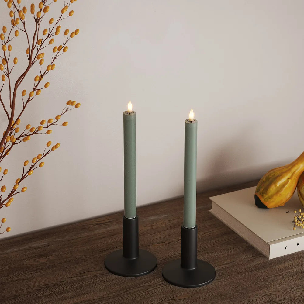 Deluxe Homeart - Stabkerze LED Salbei Green (2 Stck. 24 cm)