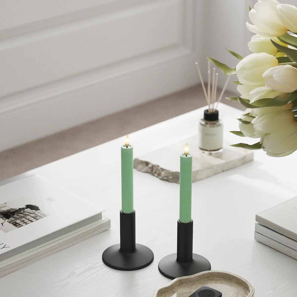 LED-Stabkerzen Mint 2er-Set mit 3D-Flamme & Timer – Alsaba