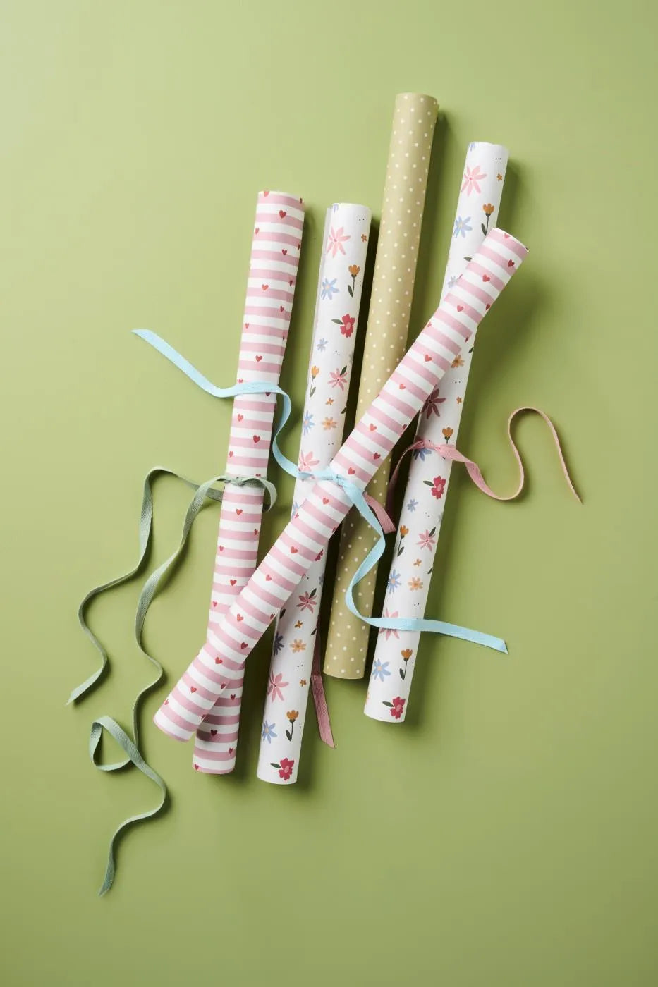 Ib Laursen - Papierrolle rote Herzen, rosa Streifen