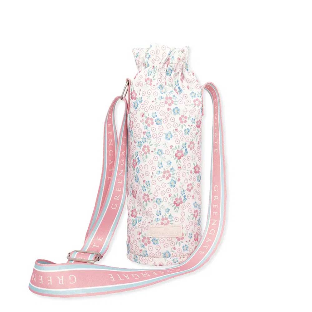 Die GreenGate Allyna Tasche für Wasserflasche hat ein Blumenmuster mit einem rosa Riemen und einem Kordelzugverschluss.