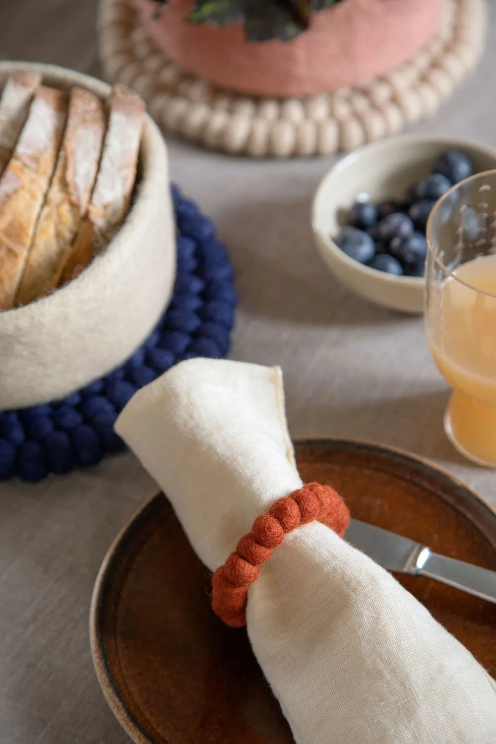 Gry & Sif - Großer Untersetzer Filz Beige