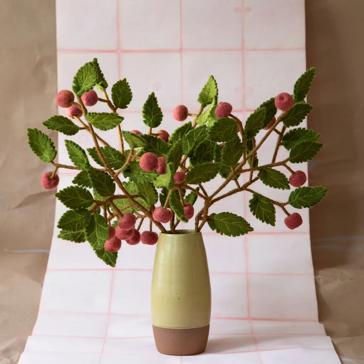 Gry & Sif - Filzzweig mit staubroten Äpfeln