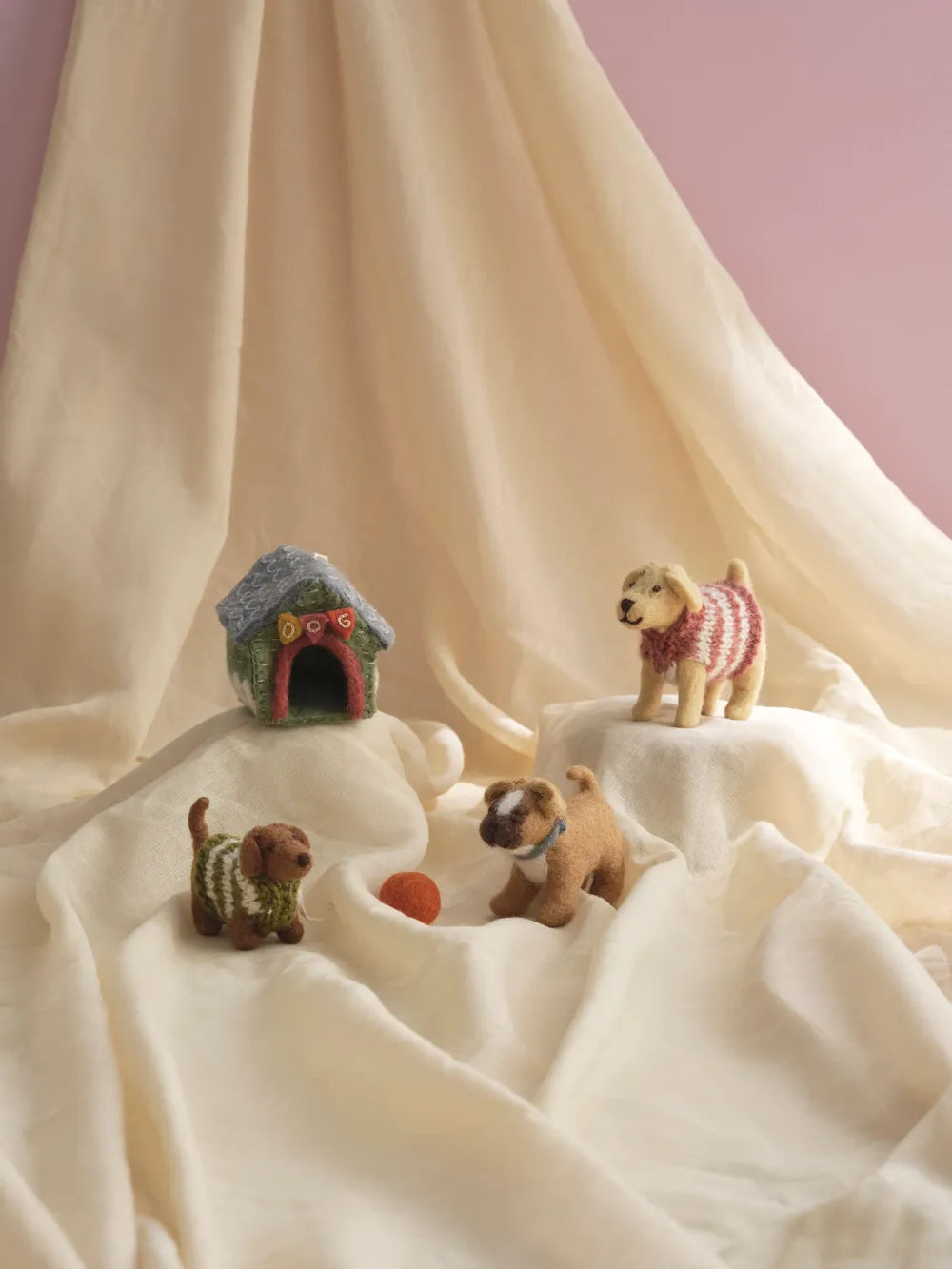 Gry & Sif - Hundehütte Anhänger Filz
