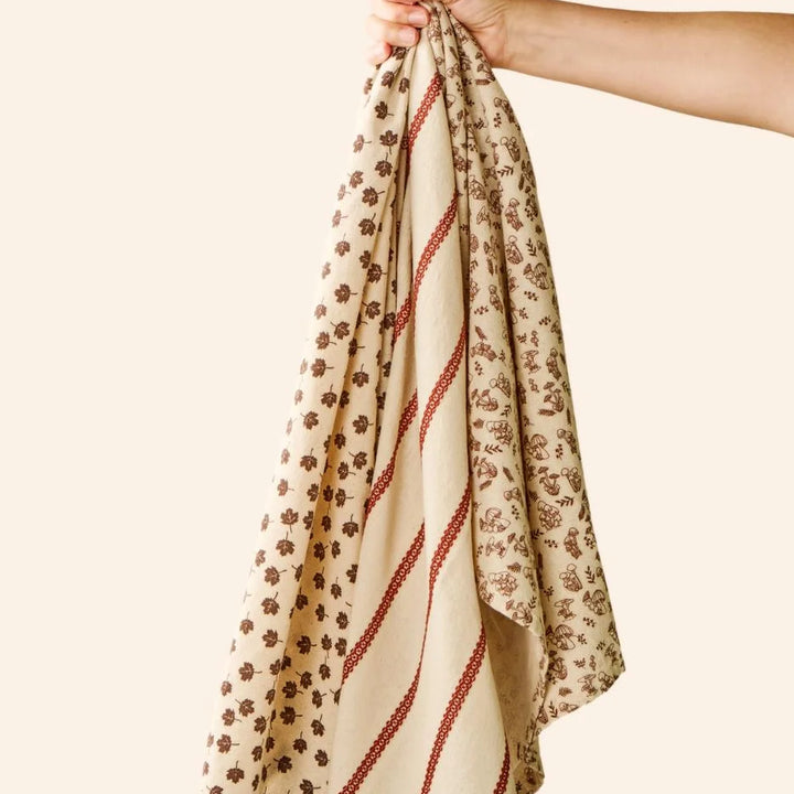 Ib Laursen - Geschirrtuch Caroline, natur, mit braunem Pilzmotiv