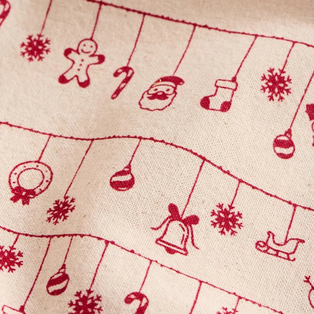Ib Laursen - Geschirrtuch Hollie natur mit rotem Weihnachtsschmuck an Schnüren