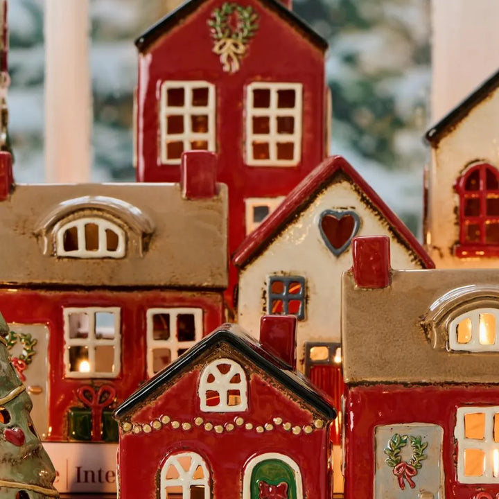 Ib Laursen - Haus für Teelicht Stillenat rote Schleife auf Tür