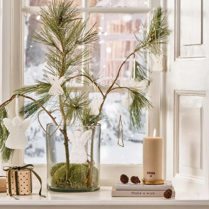 Ib Laursen - Stumpenkerze mit Hygge graunatur mit rustic brown Druck Stearin Nordisches Umweltzeichen