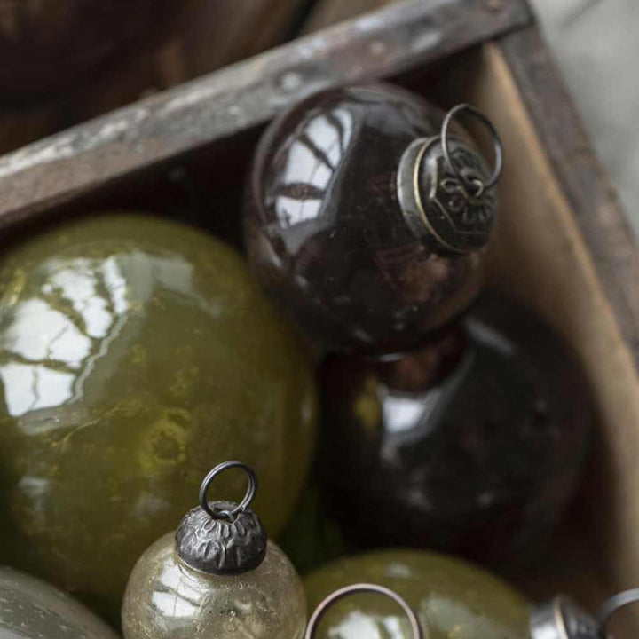 Ib Laursen - Weihnachtskugel pebbled Glas zwiebelförmig mocca