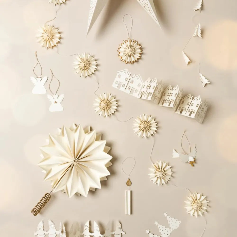 Ib Laursen - Scherenschnitt Wichtelmännchen