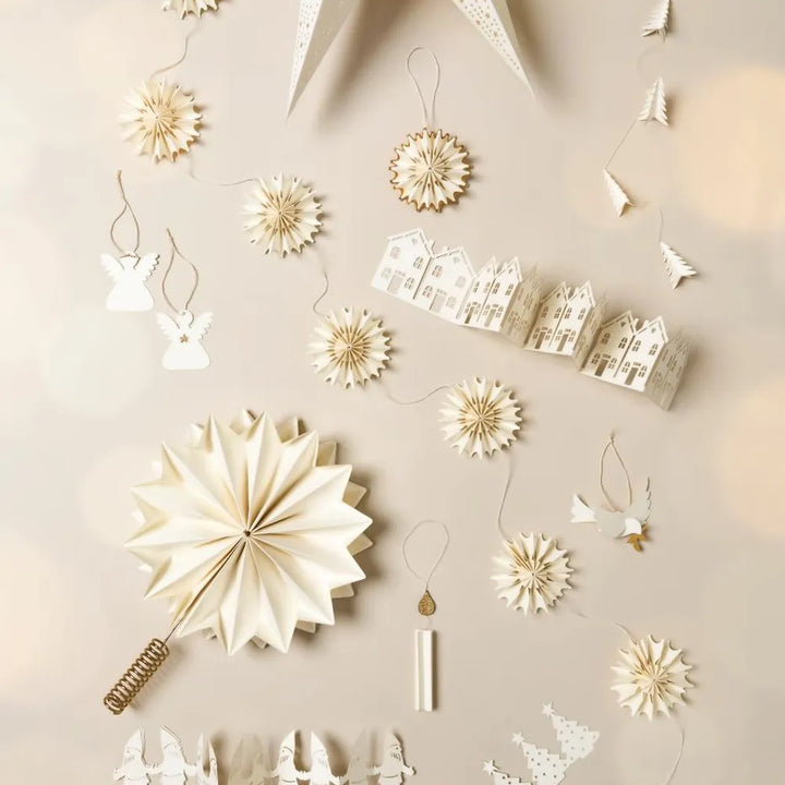 Ib Laursen - Scherenschnitt Wichtelmännchen