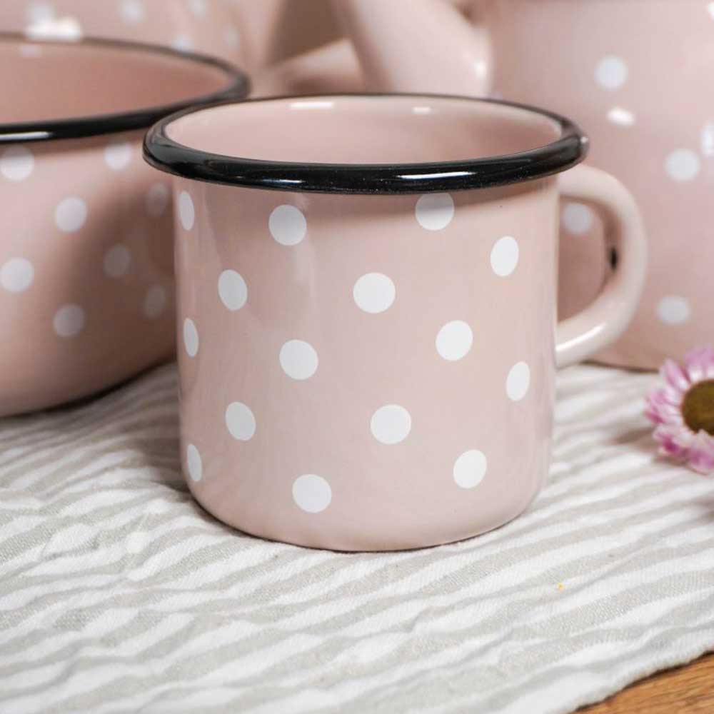 Isabelle Rose Emaille Kaffeebecher rosa mit Punkten – Alsaba