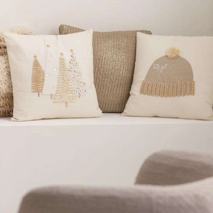 J-Line – Kissen Let's Get Cozy Wintermütze