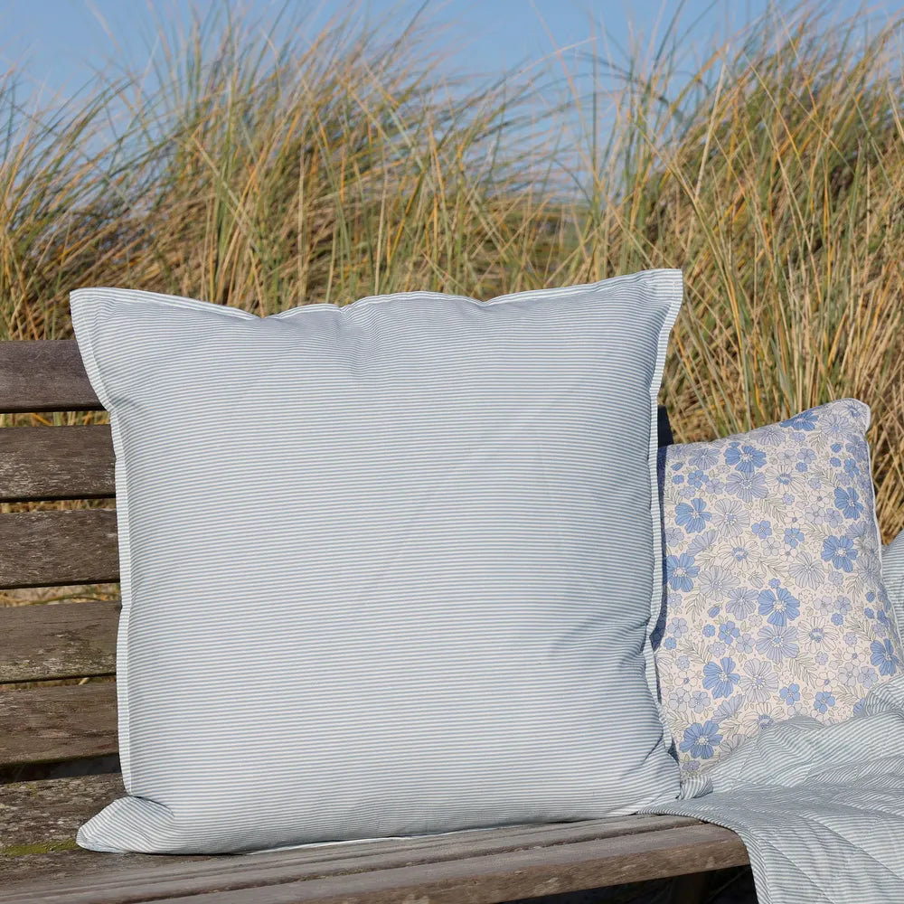 Chic Antique - Kissenhülle gestreift Sky Blue und Weiß