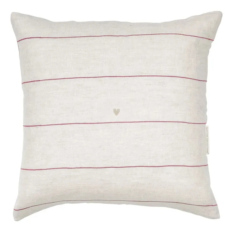 Bastion Collections - Kissenhülle mit Streifen und Herz-Stickerei 50 x 50 cm