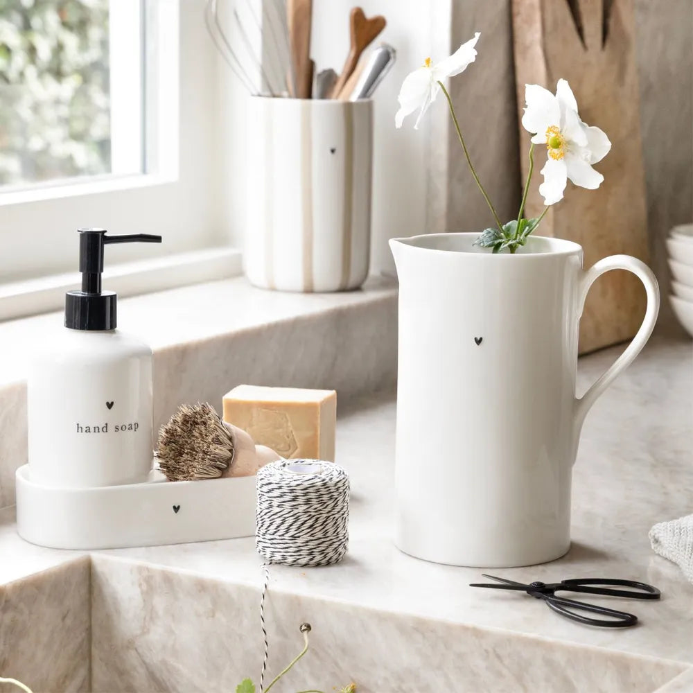 Bastion Collections - Krug mit Herz