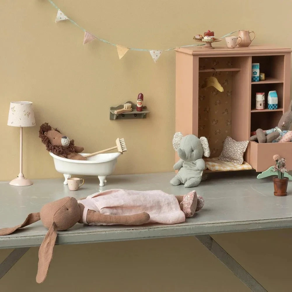 Maileg - Hase Bunny Größe 3 Schokoladenbraun Kleid und Schuhe