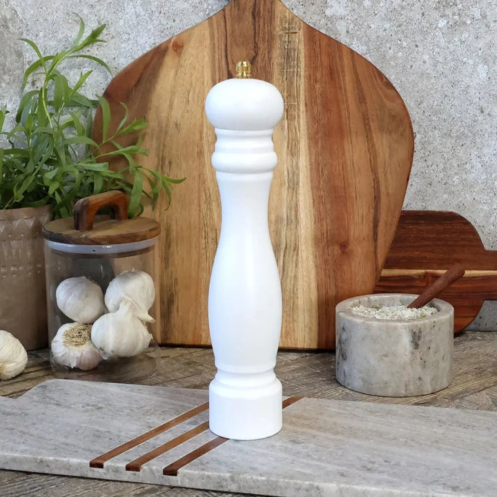Chic Antique - Salz- oder Pfeffermühle Creme aus Gummibaumholz (26cm)