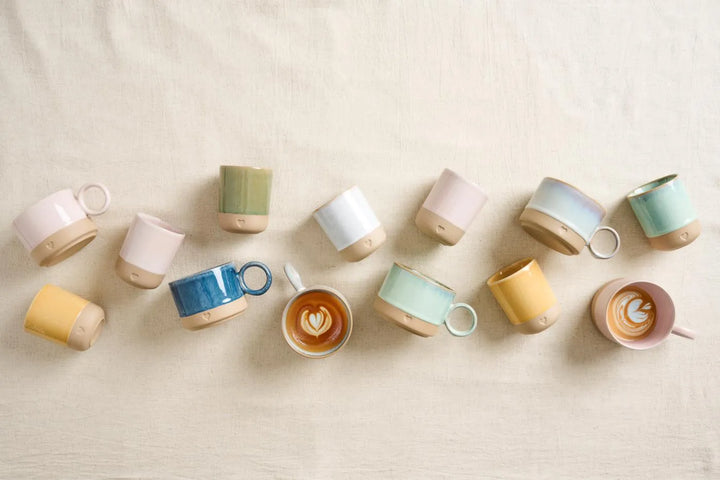 Ib Laursen - Tasse mit Henkel Heart mattbrauner Ton mit rosa Kante