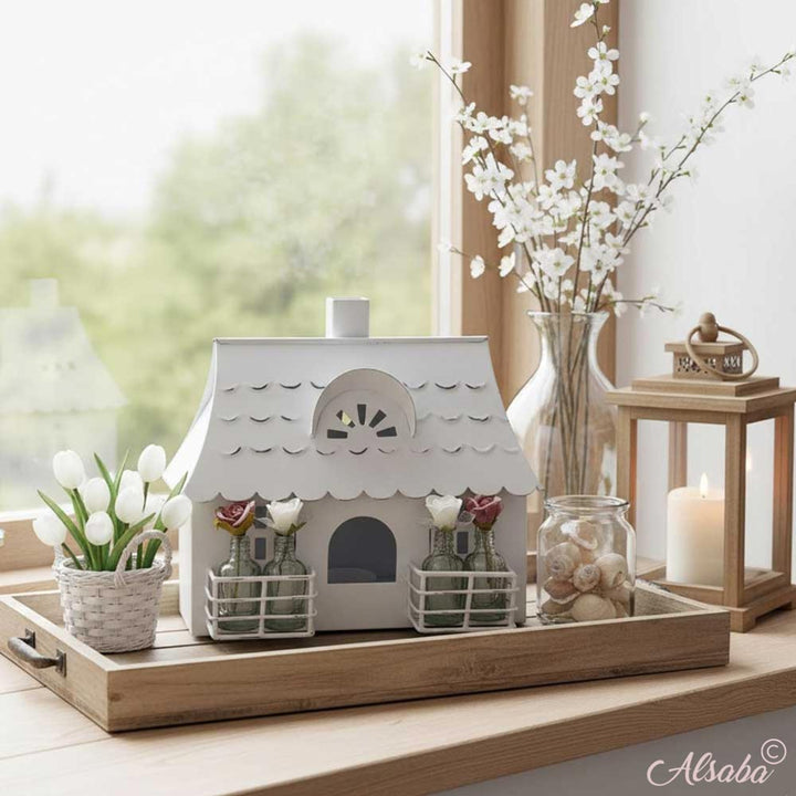 VL Home - Metallhaus weiß mit Walmdach und Glasflaschen