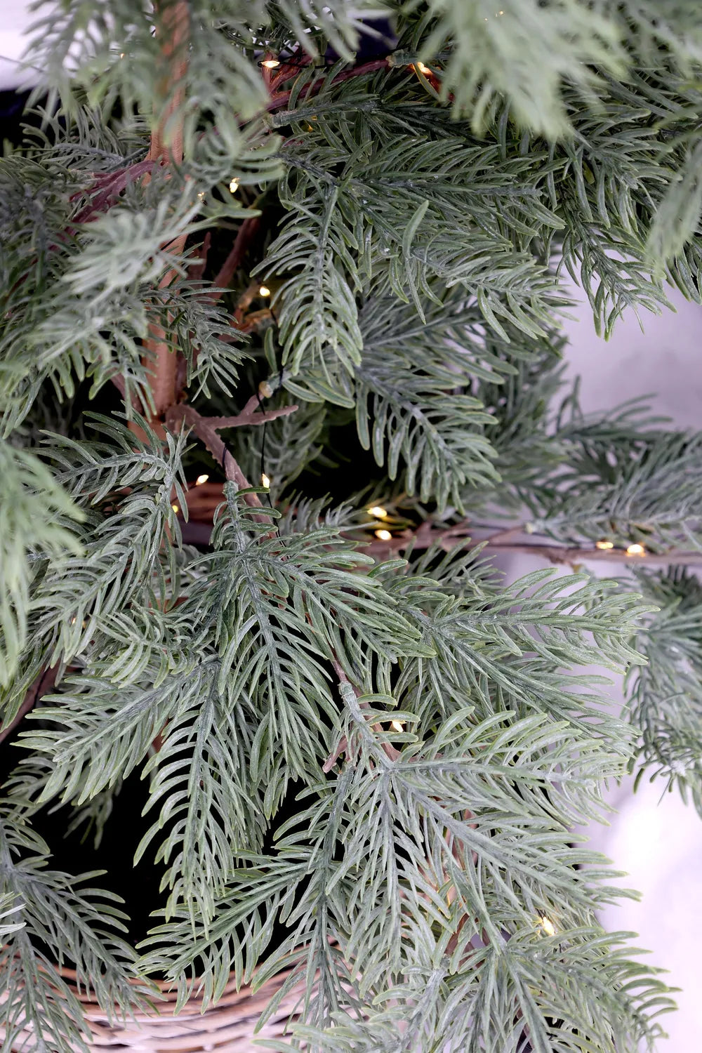 Chic Antique Tannenbaum Fleur Weidenkorb LED Grün
