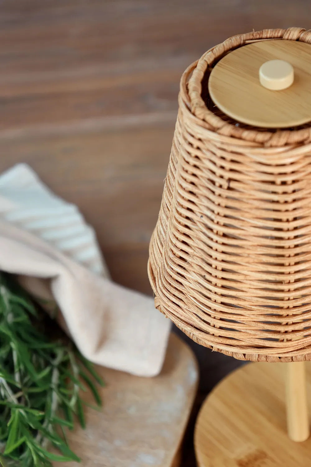 Chic Antique - Wiederaufladbare LED Tischlampe