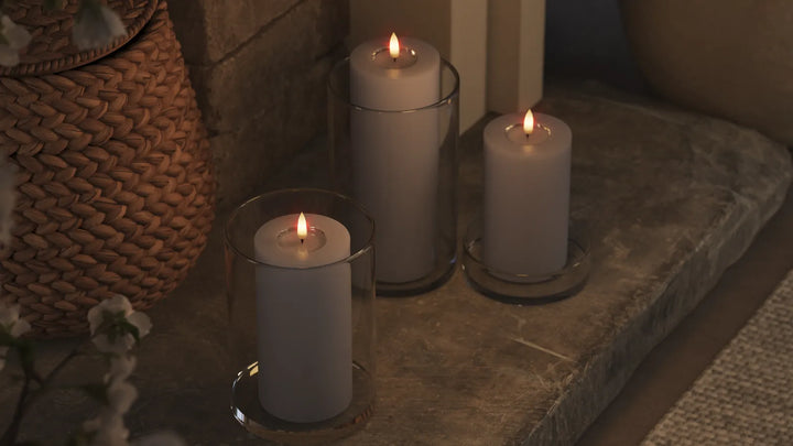 Deluxe Homeart LED-Blockkerze Real Flame Mist 7,5 cm