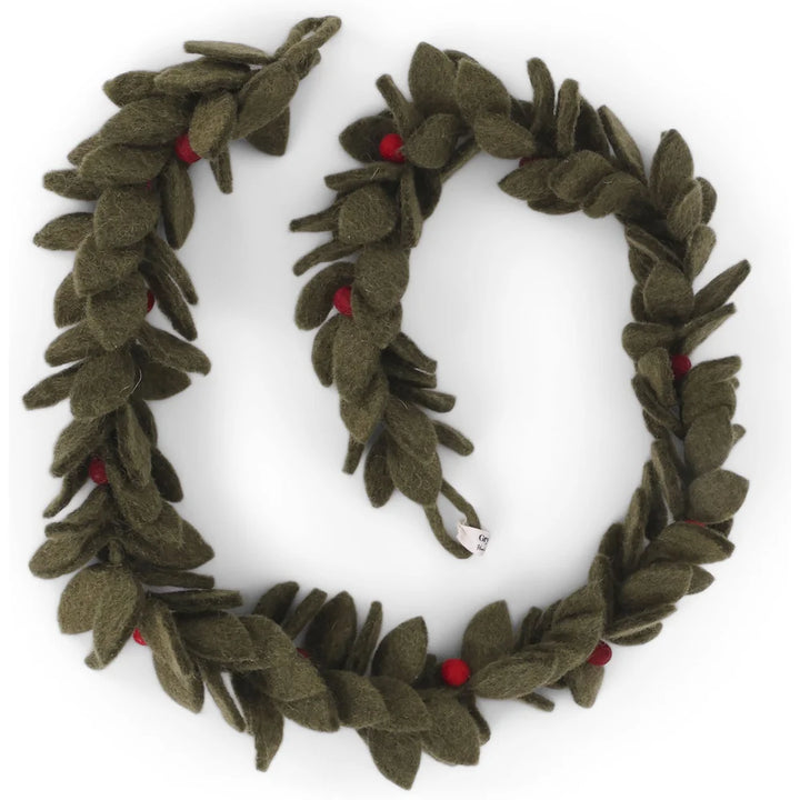 Gry & Sif – Girlande mit roten Beeren