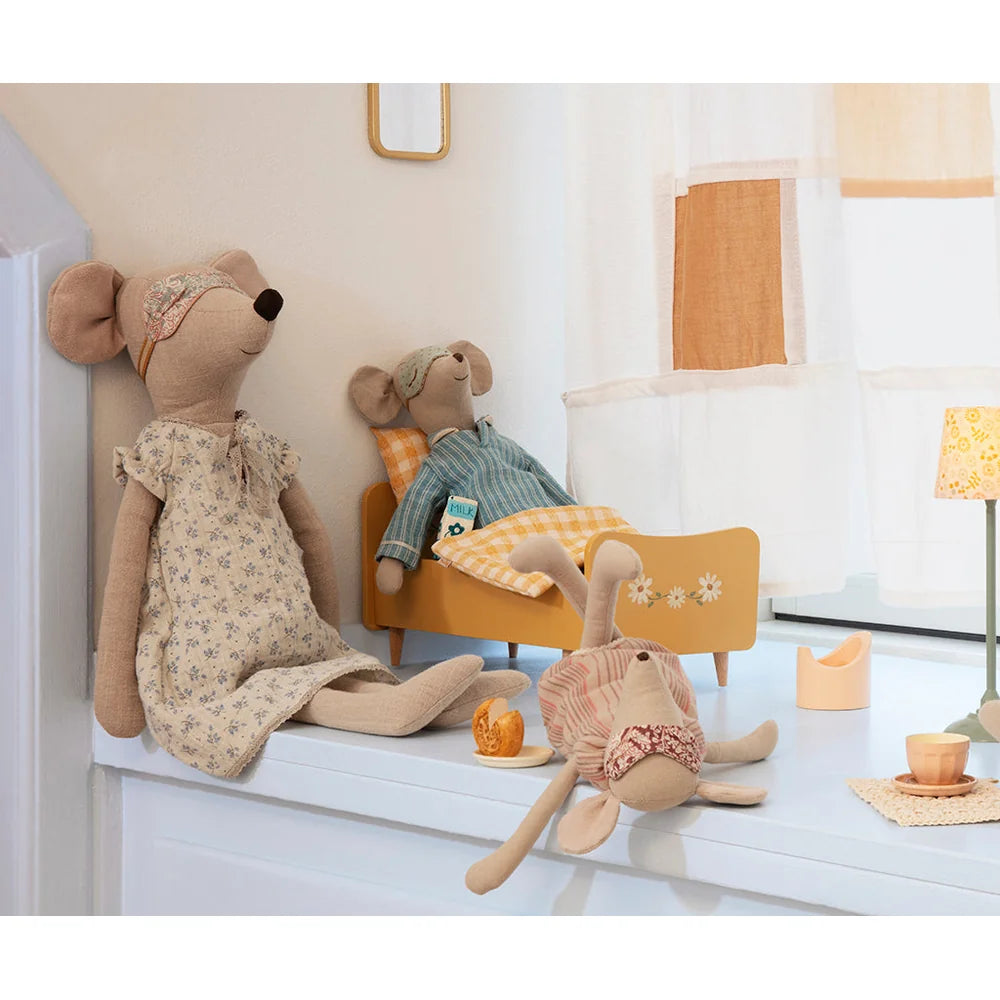 Maileg - Maus Mädchen in Nachthemd Medium