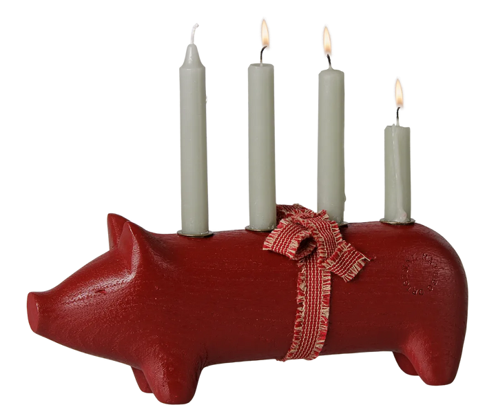 Maileg - Kerzenhalter aus Holz, Schwein, Advent mittel - Rot