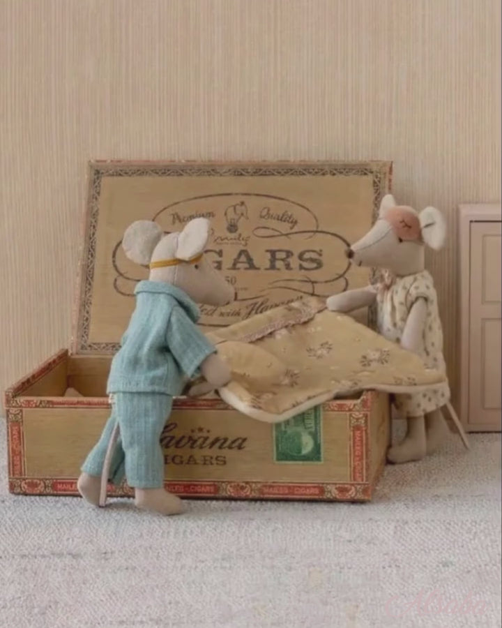 Maileg - Maus Mum & Dad in Zigarrenbox