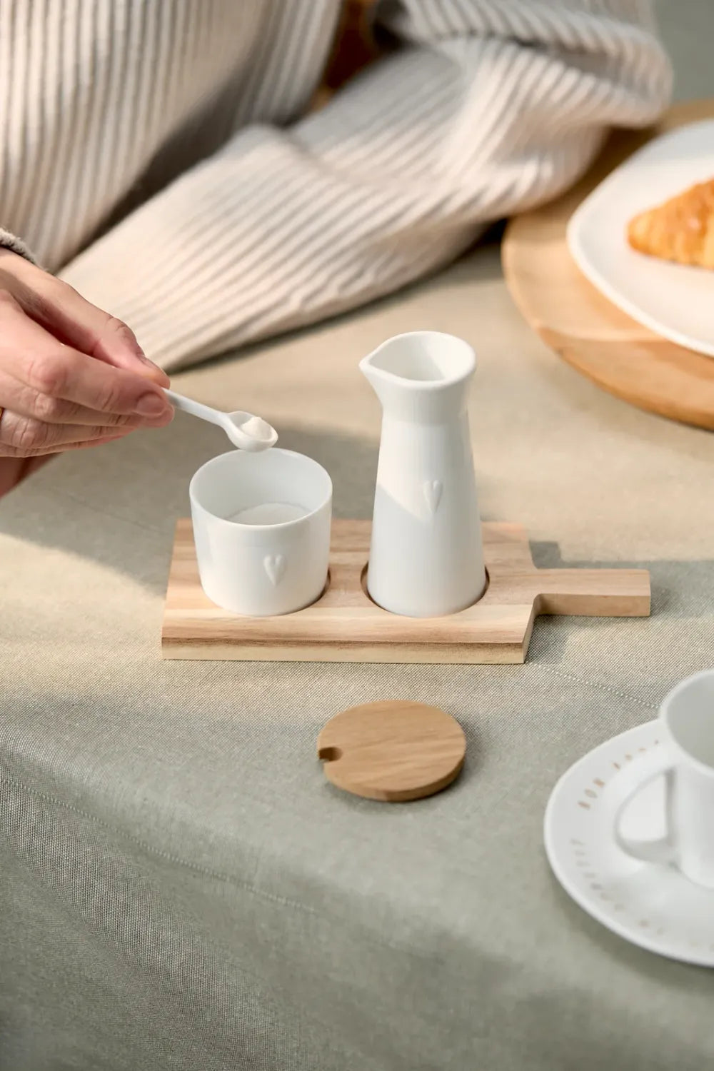 Räder Milchkännchen Zucker Milchset Freunde Weiß