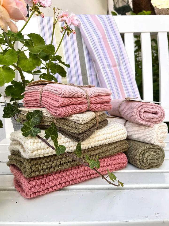 Solwang - Gestrickte Topflappen Geräuchertes Dunkelrosa BIO