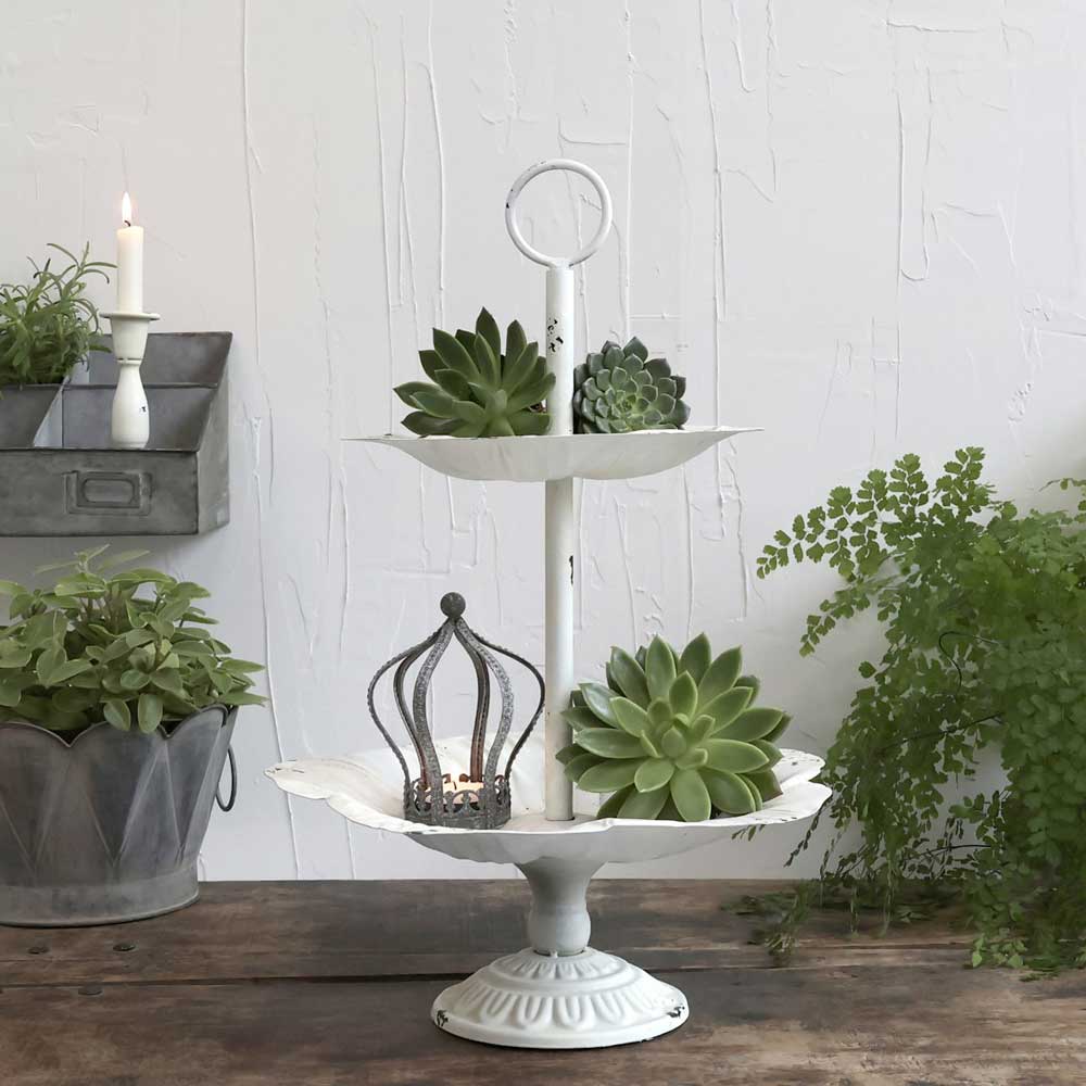 Chic Antique Etagere – Blütenform Creme – Alsaba
