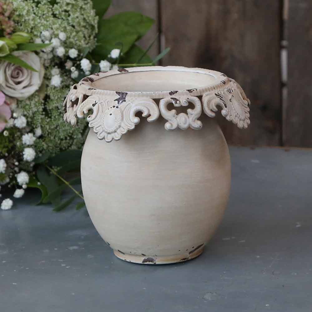 Chic Antique - Vase mit Spitzenkante