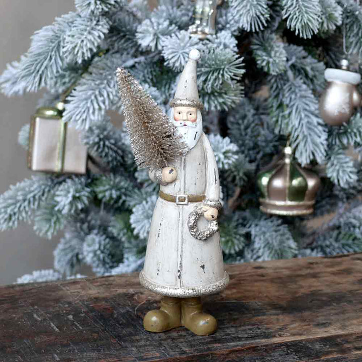 Chic Antique - Weihnachtsmann mit Weihnachtsbaum Nostalgic Xmax