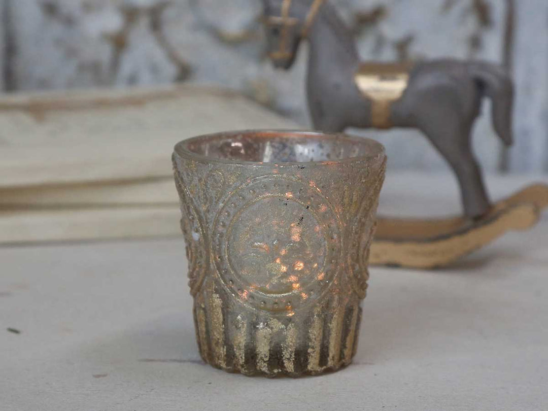 Chic Antique - Teelichthalter mit Gold-Glimmer 7,5 cm