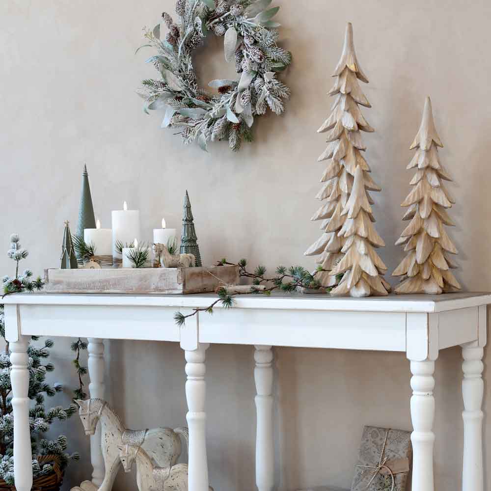 Chic Antique - Weihnachtsbaum mit Golddekor und Samt medium
