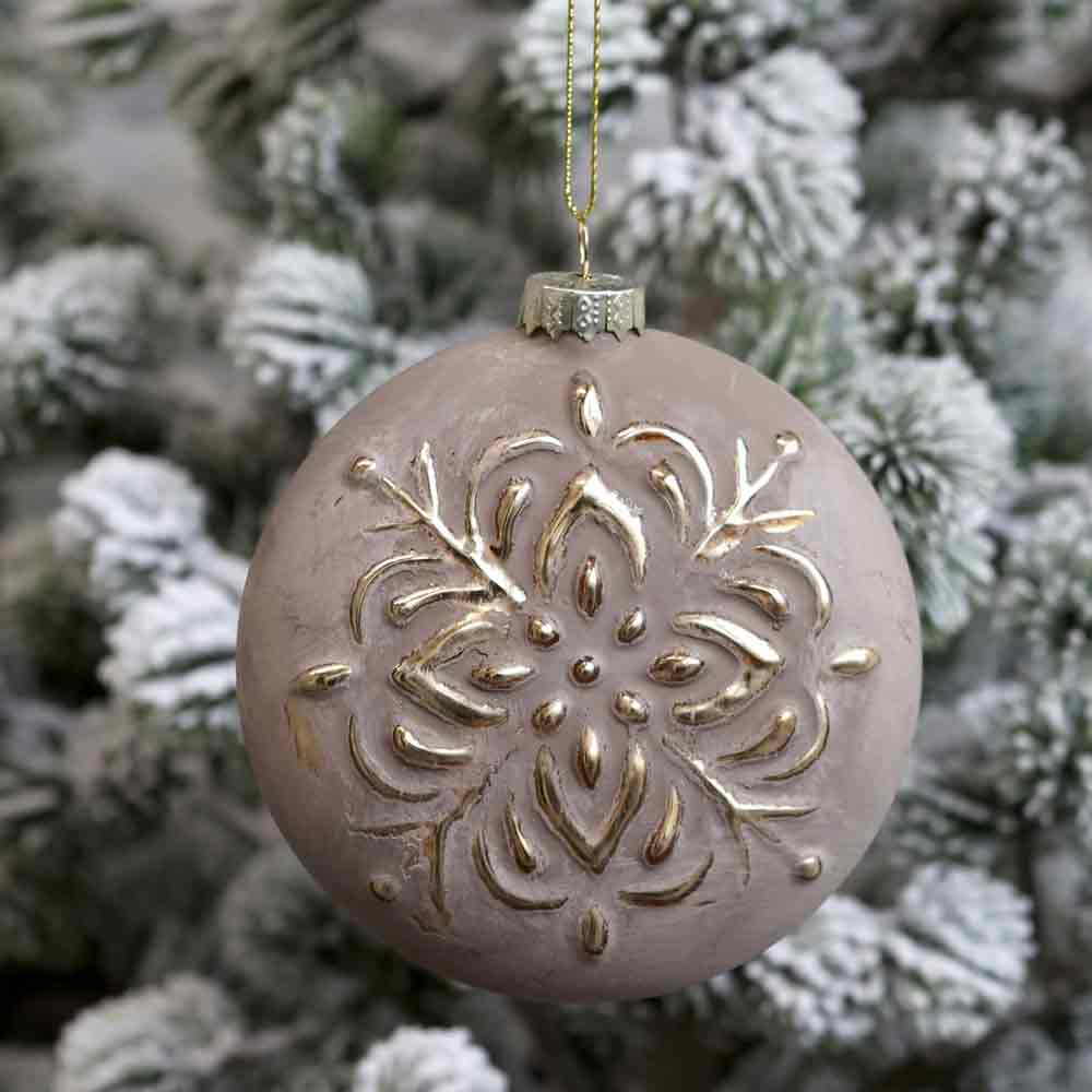 Chic Antique - Weihnachtskugel mit Goldmuster flach