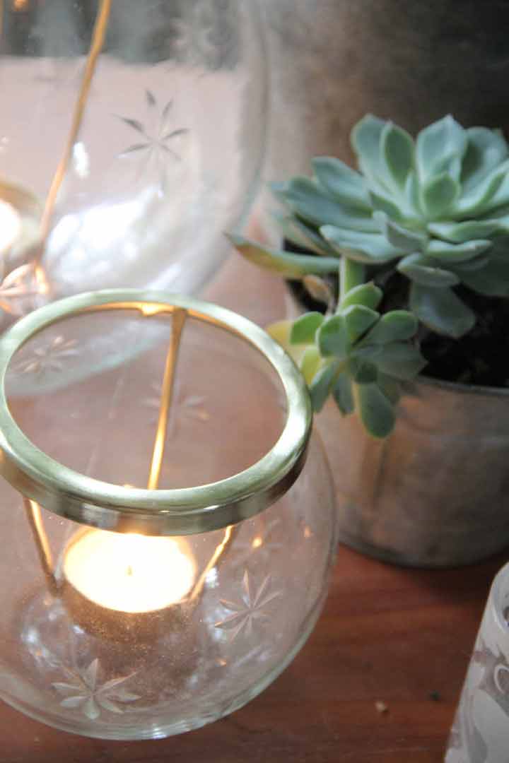 VL Home - Glaskugel mit Goldaufsatz für Teelicht Ø 10 cm